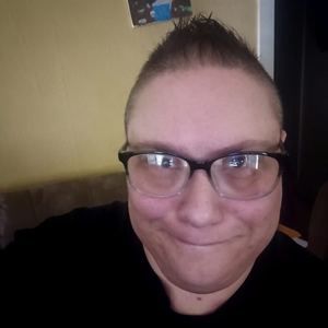 Meet your Posher, Holly